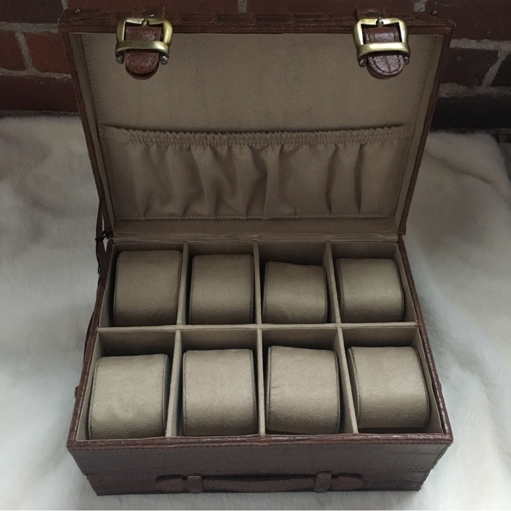 NWT Leather watch organizer bracelet holder jewelry box